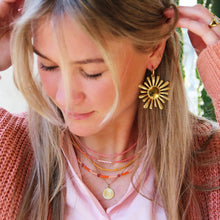 Lade das Bild in den Galerie-Viewer, Aussage Ohrring "Sonne '