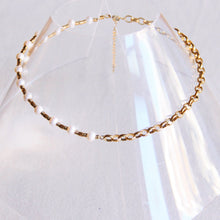 Lade das Bild in den Galerie-Viewer, Grobe Gliederkette mit Perlen