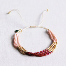 Lade das Bild in den Galerie-Viewer, Quadruple Miyuki -Armband - Bordeaux/Lnude/Goldplattierter