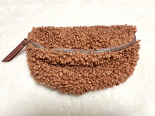 Lade das Bild in den Galerie-Viewer, Bauchtasche

