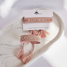 Lade das Bild in den Galerie-Viewer, Armband mit Schriftzug
