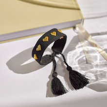 Lade das Bild in den Galerie-Viewer, Armband mit Schriftzug
