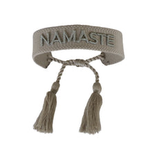 Lade das Bild in den Galerie-Viewer, Armband mit Schriftzug
